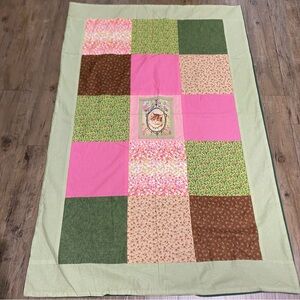 Handmade Quilted Appliqué/Embroidered Cat Lap Quilt Granny Core Velvet Backing